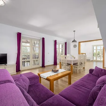 Holiday home Manuela *